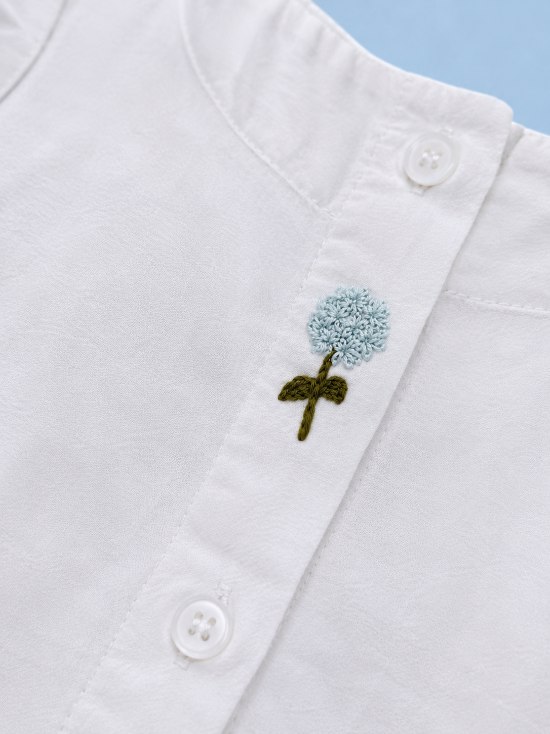 Flor do Rio Cotton Blouse — Hand-Embroidered